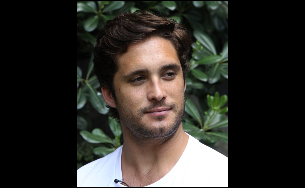 Diego Boneta: en México porque hay un talento "impresionante"