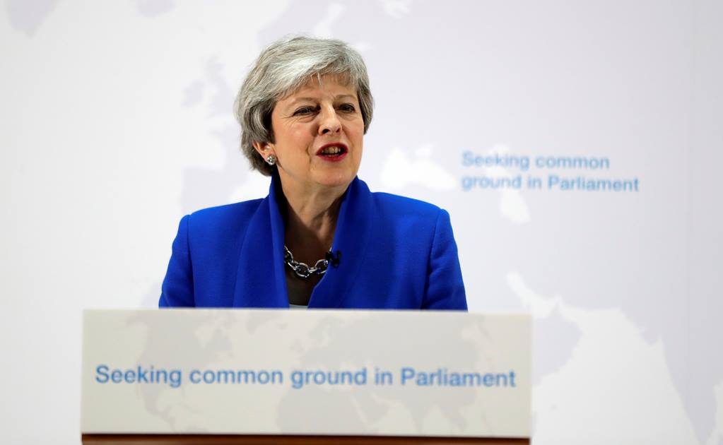 May ofrece votar sobre un segundo referéndum del "Brexit"