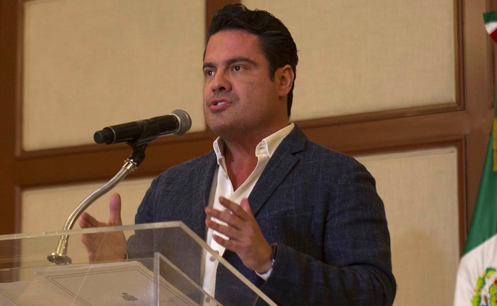 Gobernador de Jalisco anuncia construcción de cámara refrigerada tras caso de tráiler