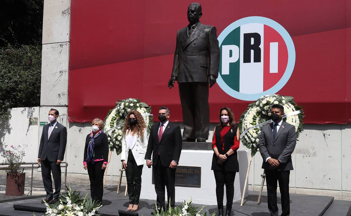 PRI rinde homenaje a Plutarco Elías Calles y Lázaro Cárdenas por aniversarios luctuosos