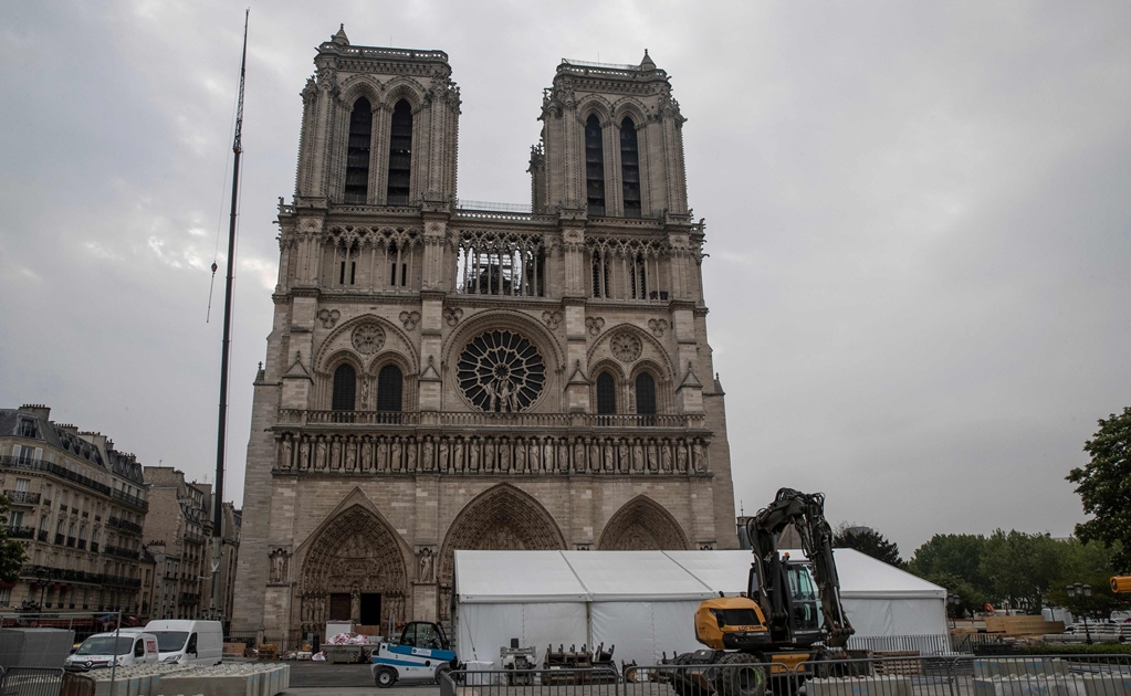 Francia reforzará seguridad de obras en las catedrales y monumentos