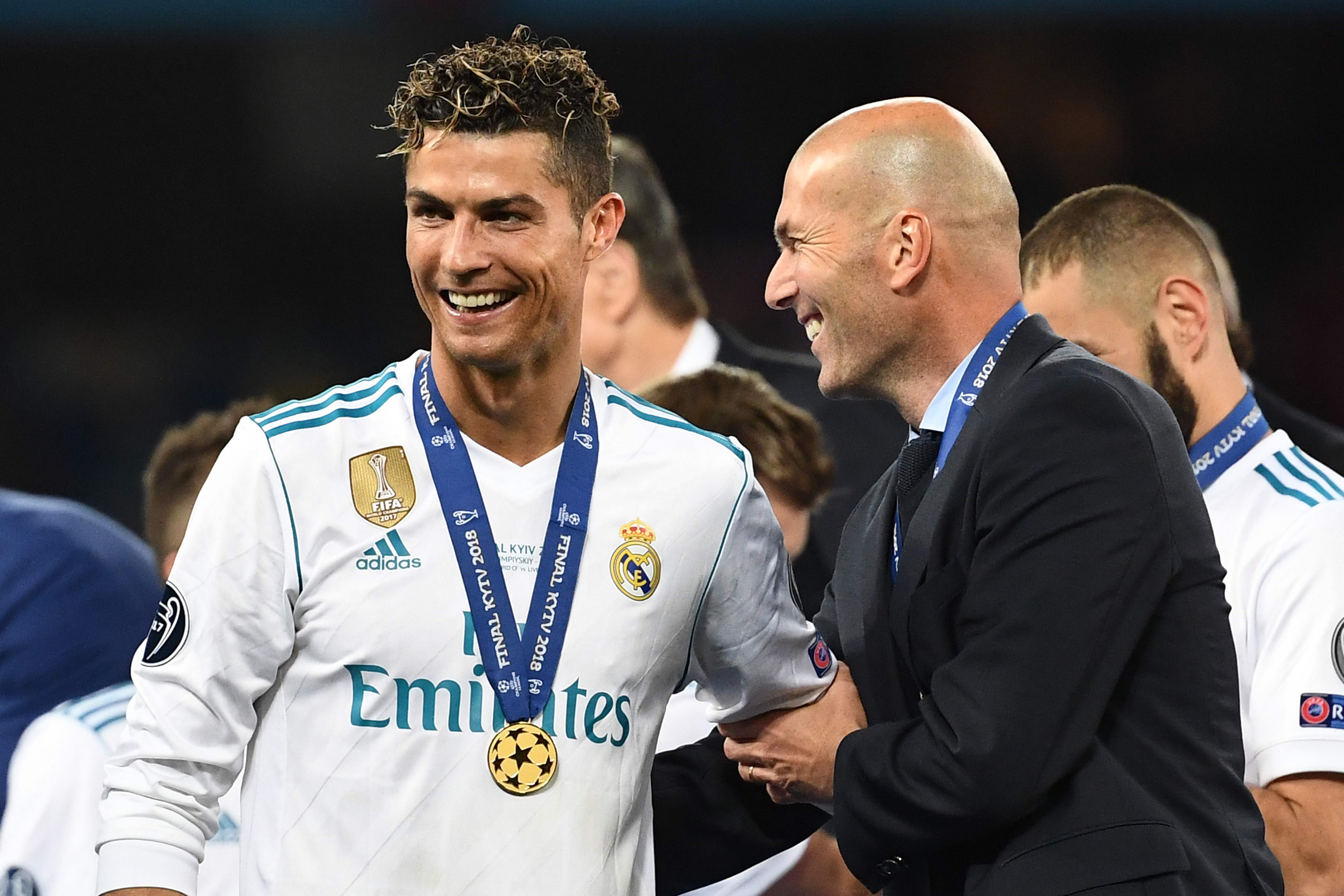 Cristiano se tiene que quedar "sí o sí": Zidane
