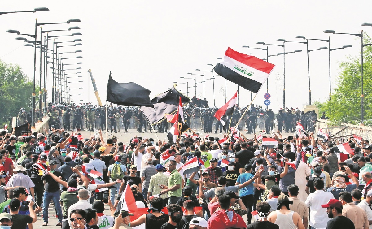 Al menos 22 muertos en sur de Irak en represión militar de las protestas
