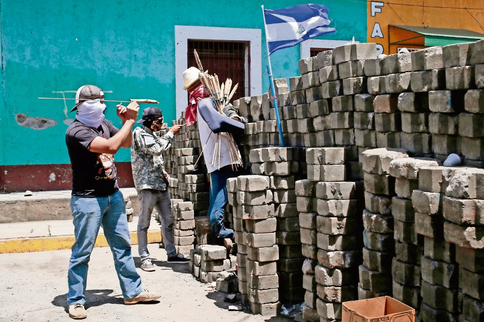 Gobierno de Ortega tacha protestas de “terrorismo”