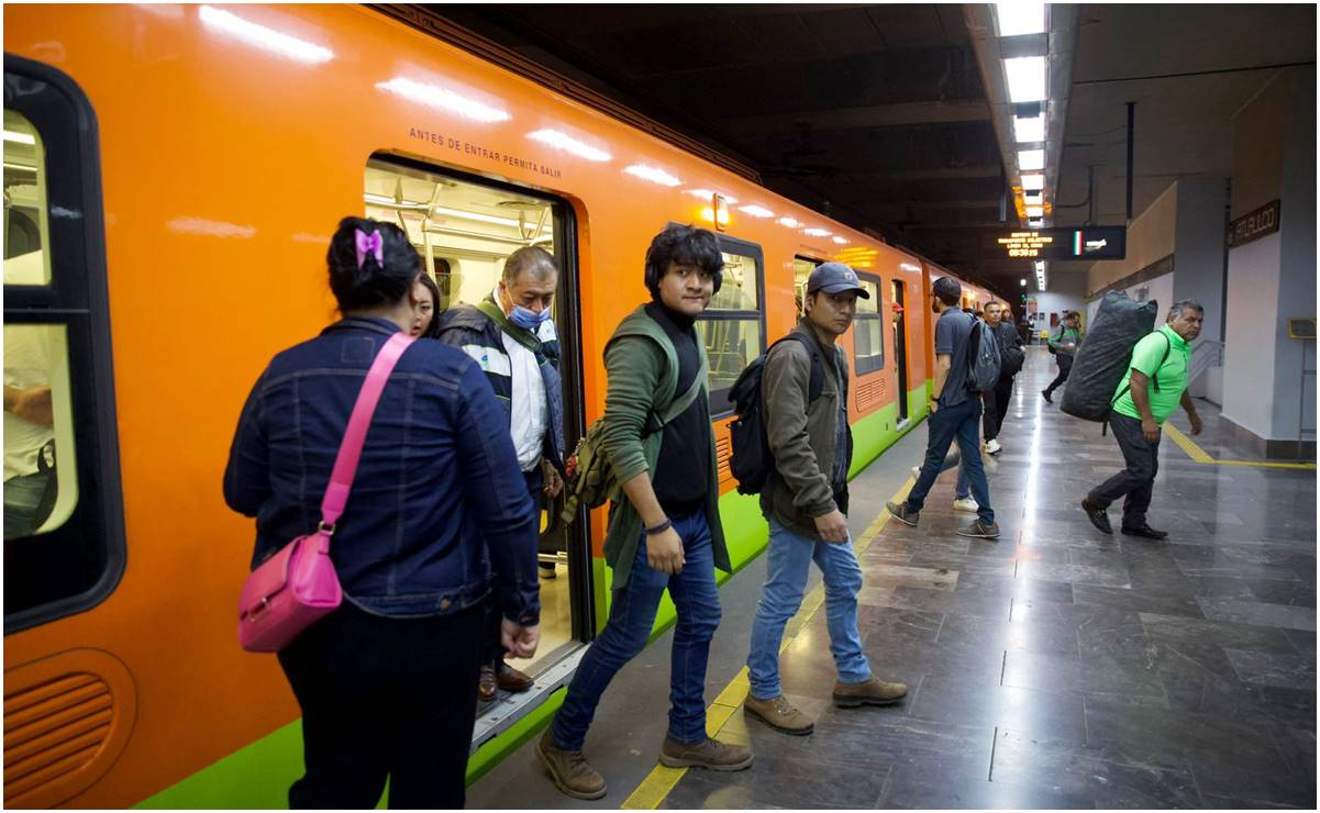 Por rescate de joven a quien se le atoró el pie en estación de la Línea 12 del Metro suspenden brevemente el servicio