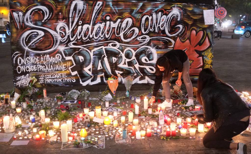 UE abordará activar artículo de solidaridad tras ataques en París