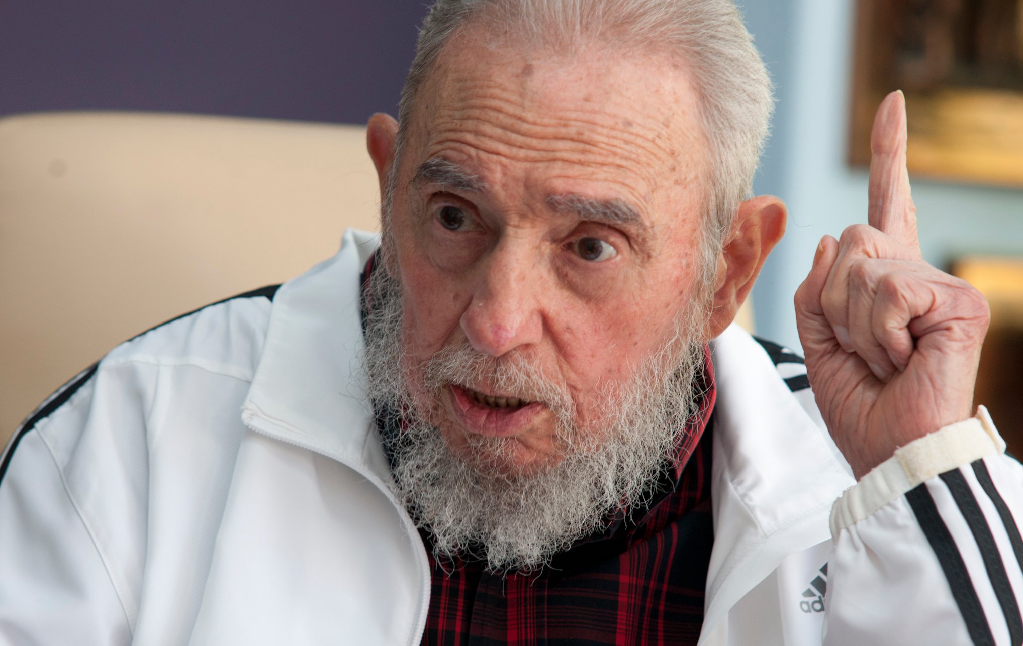 Fidel Castro propone dar curioso premio a Obama y Trump