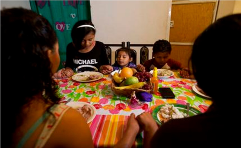 More families fleeing Central America resettling in Mexico