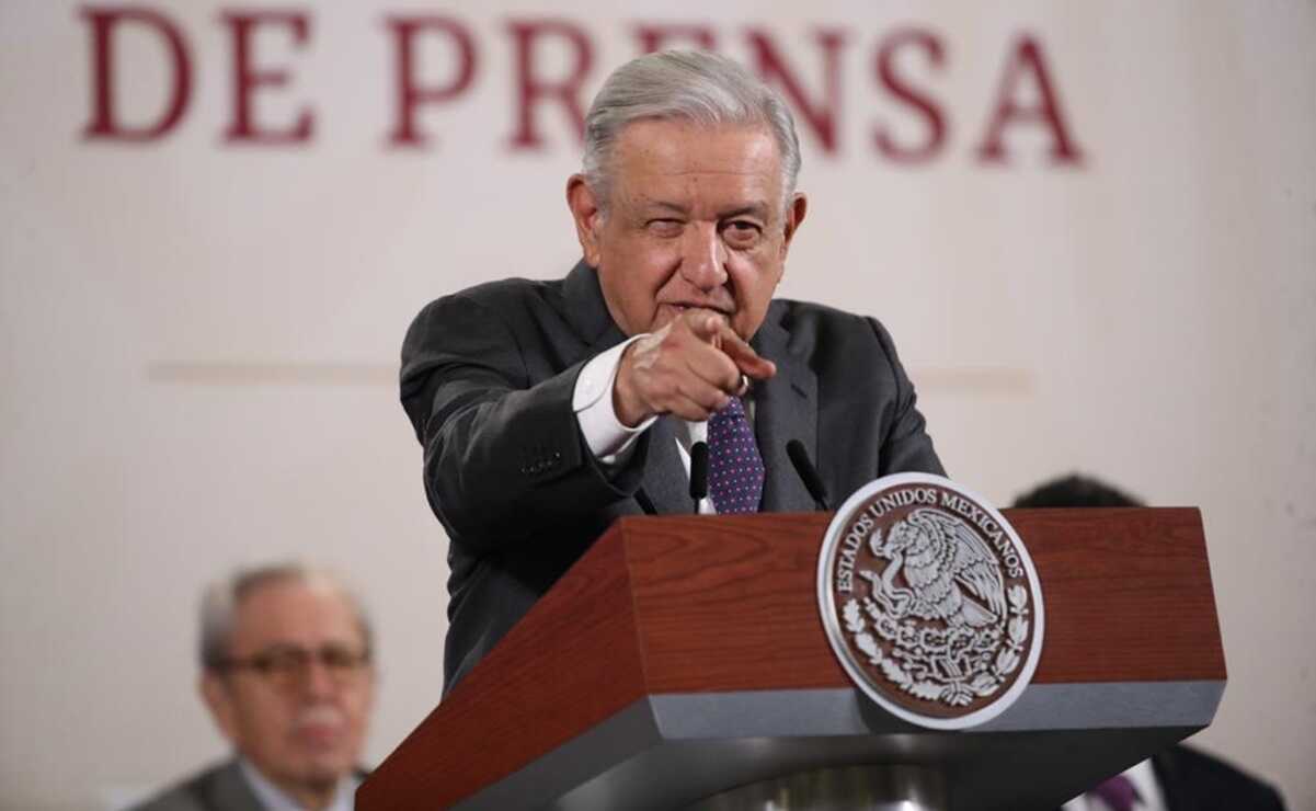 AMLO ordena publicar planes de estudio, pese a fecha establecida por abogados de la SEP