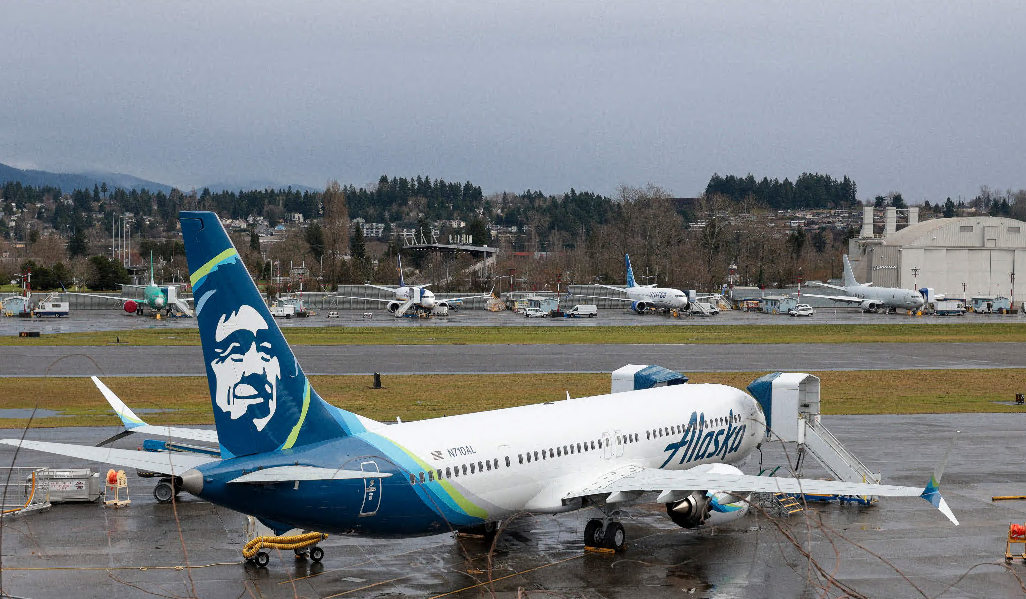 Alaska Airlines reinicia Vuelos del Boeing 737-9 MAX tras incidente en pleno vuelo