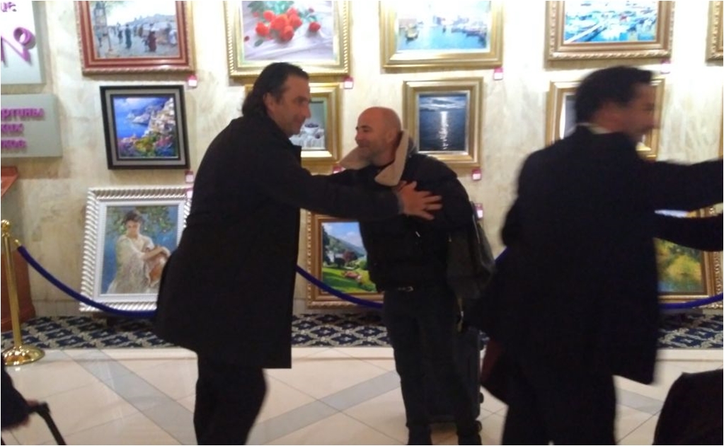 "Frío" encuentro entre Pizzi y Sampaoli en Moscú