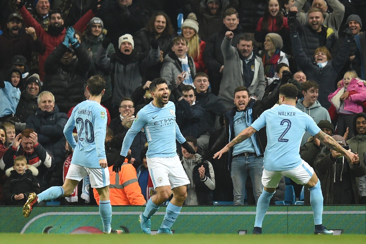 Manchester City remonta y gana de último minuto