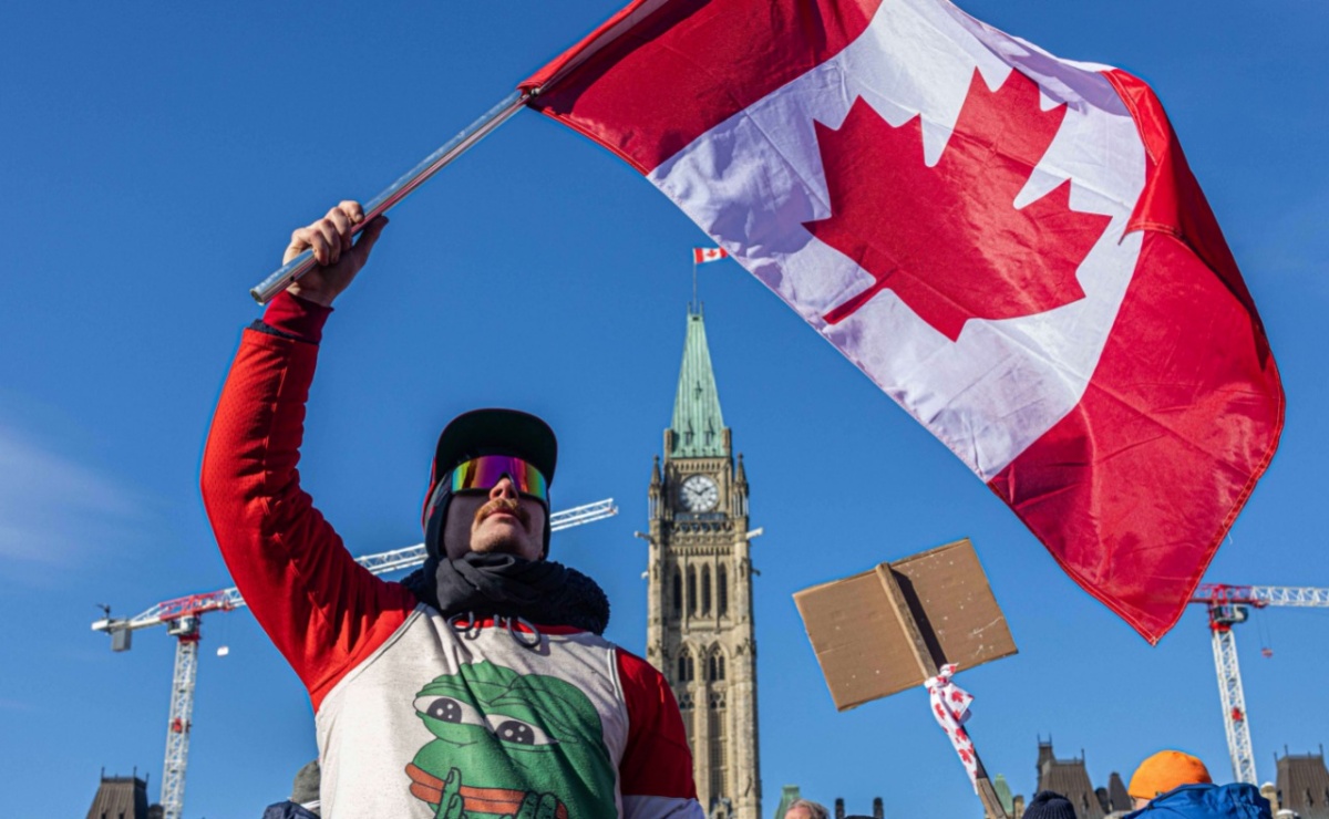 Quebec da marcha atrás a su plan impuestos a residentes no vacunados