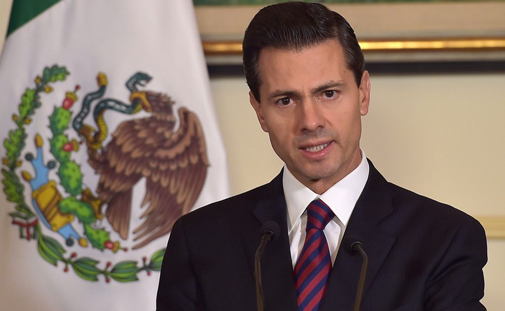 Mexicanos pagarían deuda de Pemex si se cancela reforma energética: Peña Nieto