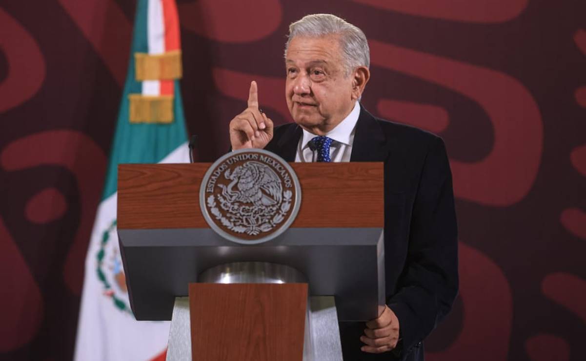 ¿Indirecta a Milei? AMLO presume que peso cierra en 16.56; "es mejor la Economía Moral que el neoliberalismo", dice