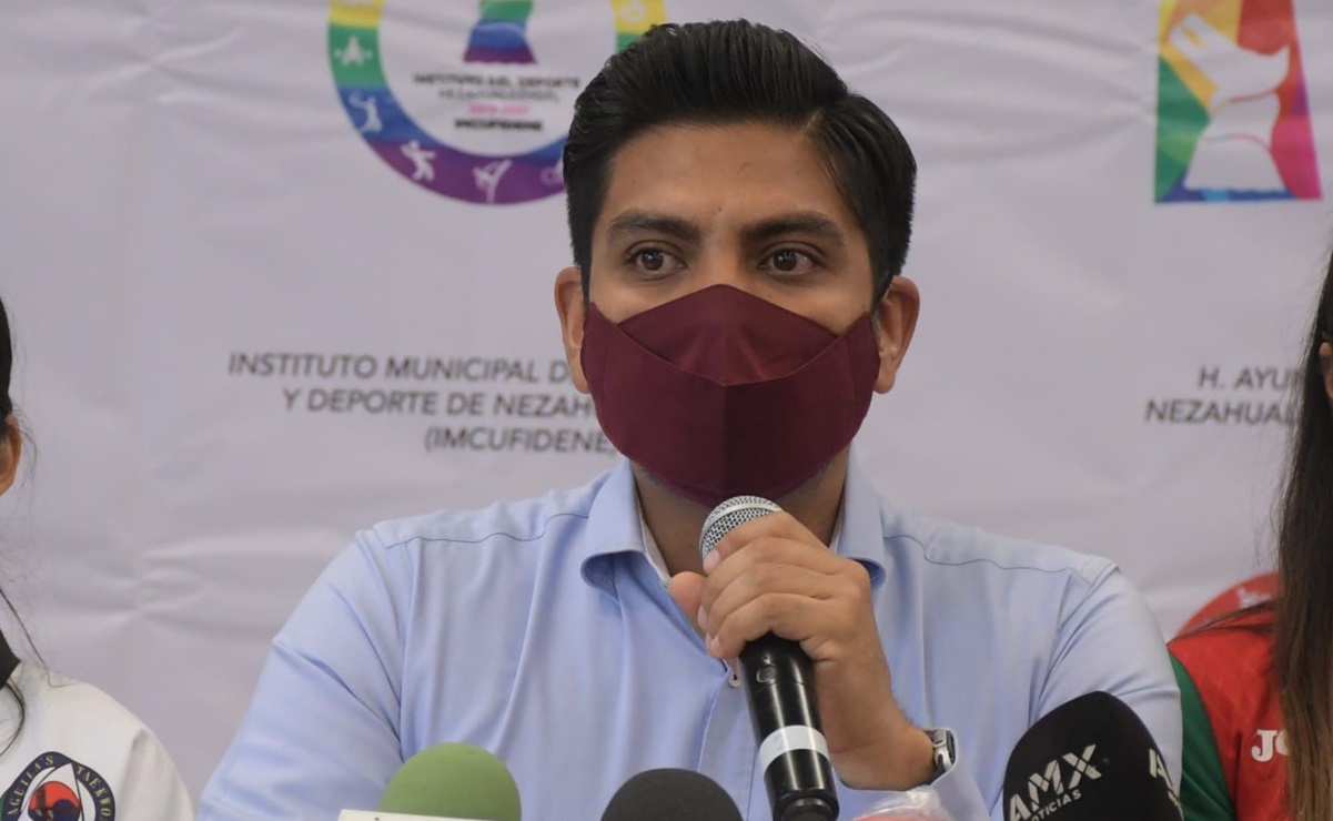Advierte Adolfo Cerqueda sobre oferta de plazas falsas en administración de Neza