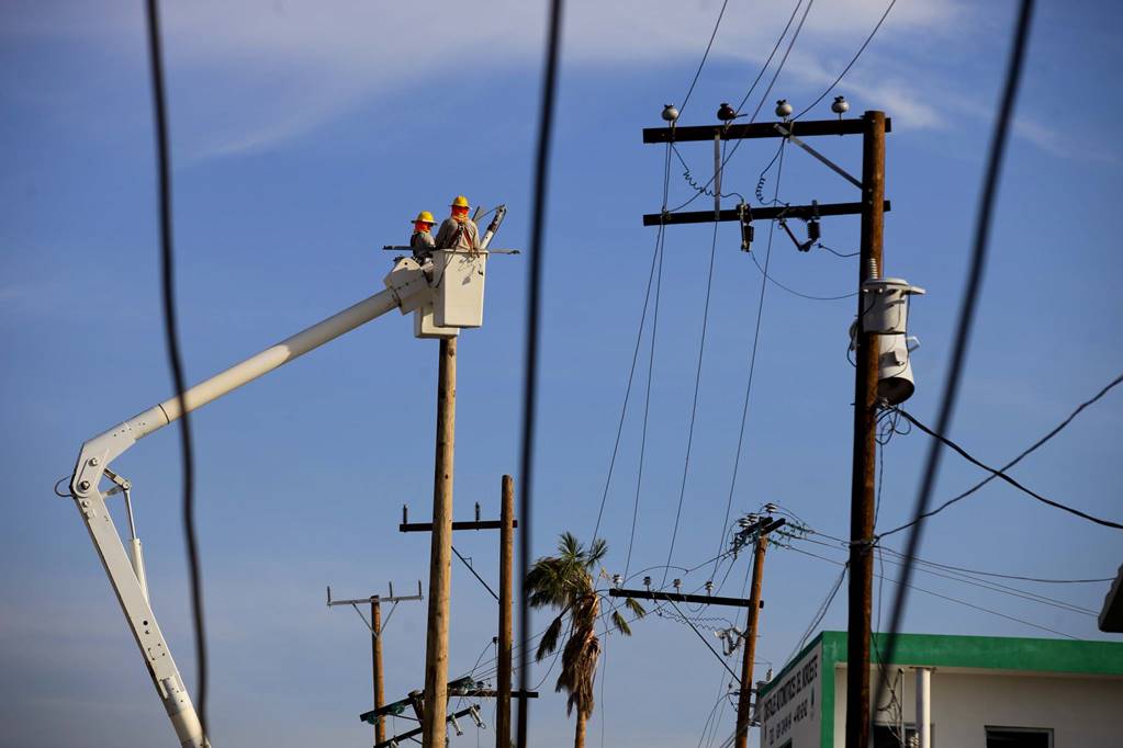 Embajador de España celebra cierre de compra del gobierno de AMLO de 13 plantas eléctricas a Iberdrola