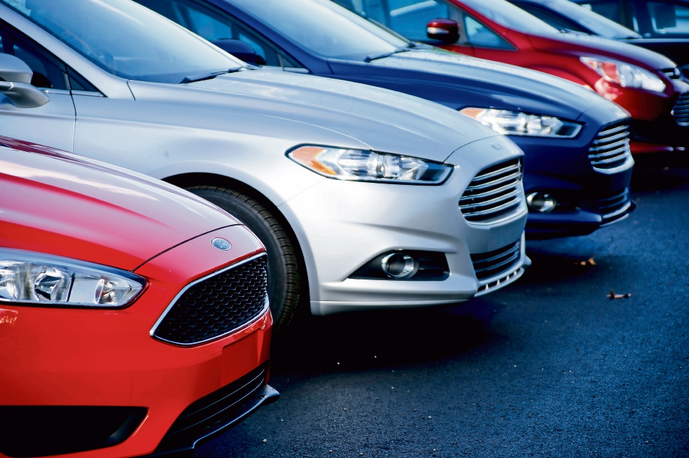 Ford revisará 1.38 millones de autos por falla en volante