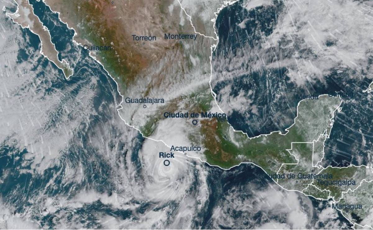 Protección Civil reporta "afectaciones menores" tras paso de huracán "Rick" en Guerrero