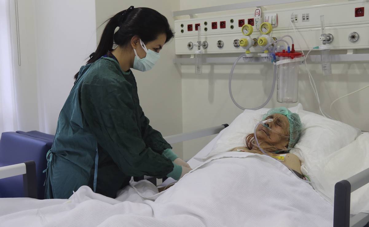 Mujer de 116 años en Turquía sobrevive a Covid-19