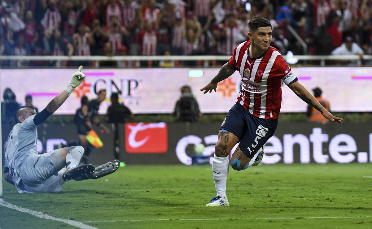 Víctor Guzmán, experto en finales de Liga MX contra los equipos regios 