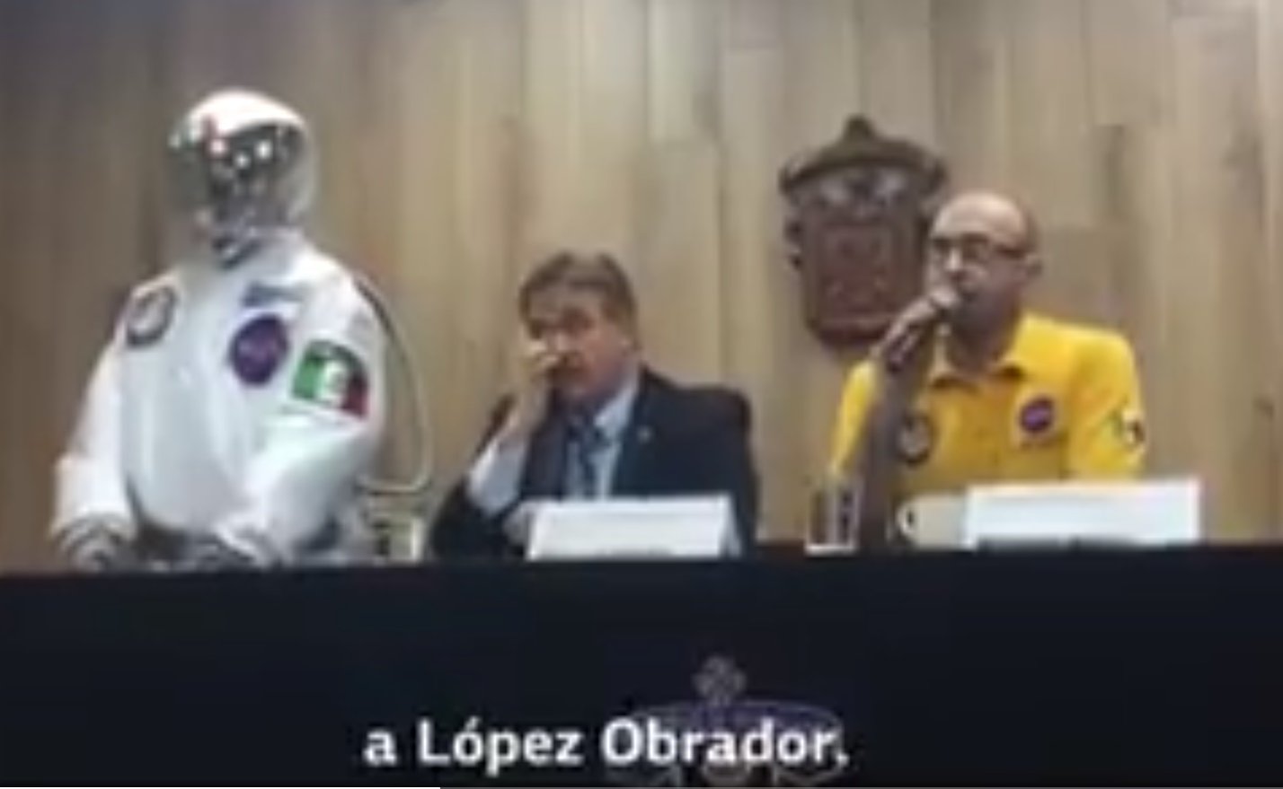 "Tenemos que darle la oportunidad a López Obrador": Neri Vela
