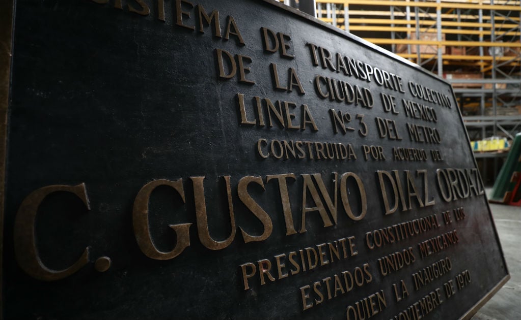 Respalda Sheinbaum retiro de placas del Metro alusivas a Gustavo Díaz Ordaz
