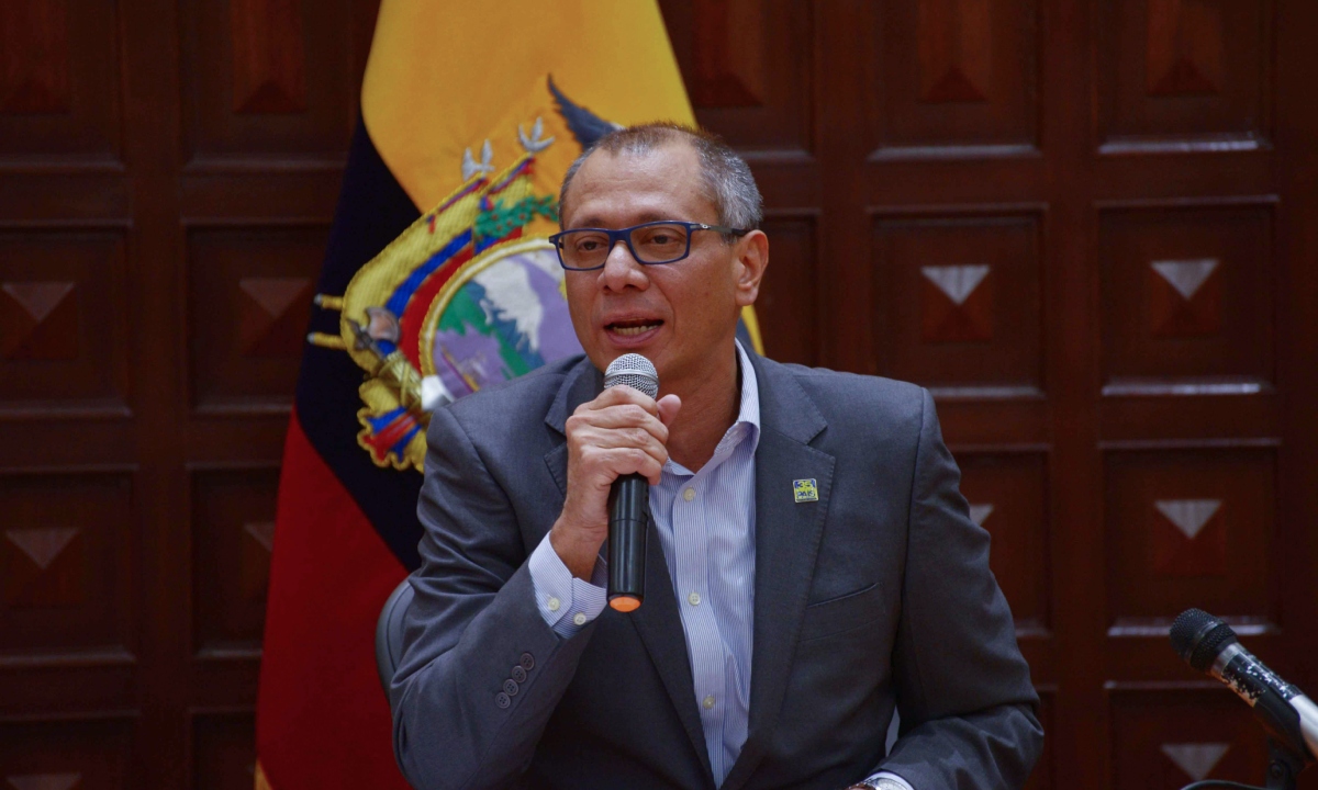 Exvicepresidente de Ecuador, Jorge Glas, sigue en embajada de México, dice Cancillería