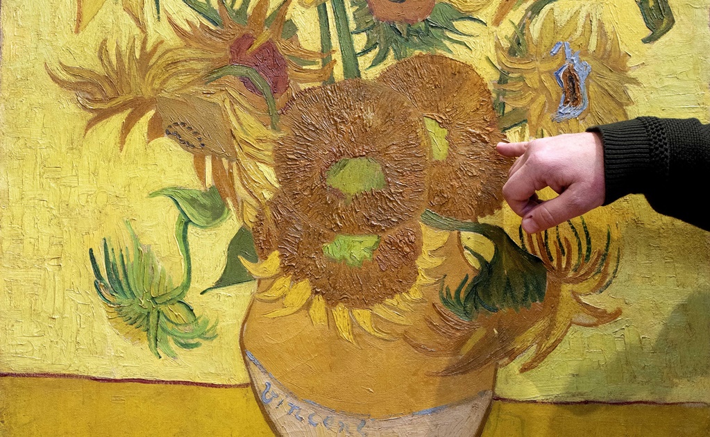 Frágil a los 130 años, los girasoles de Van Gogh se quedarán en casa