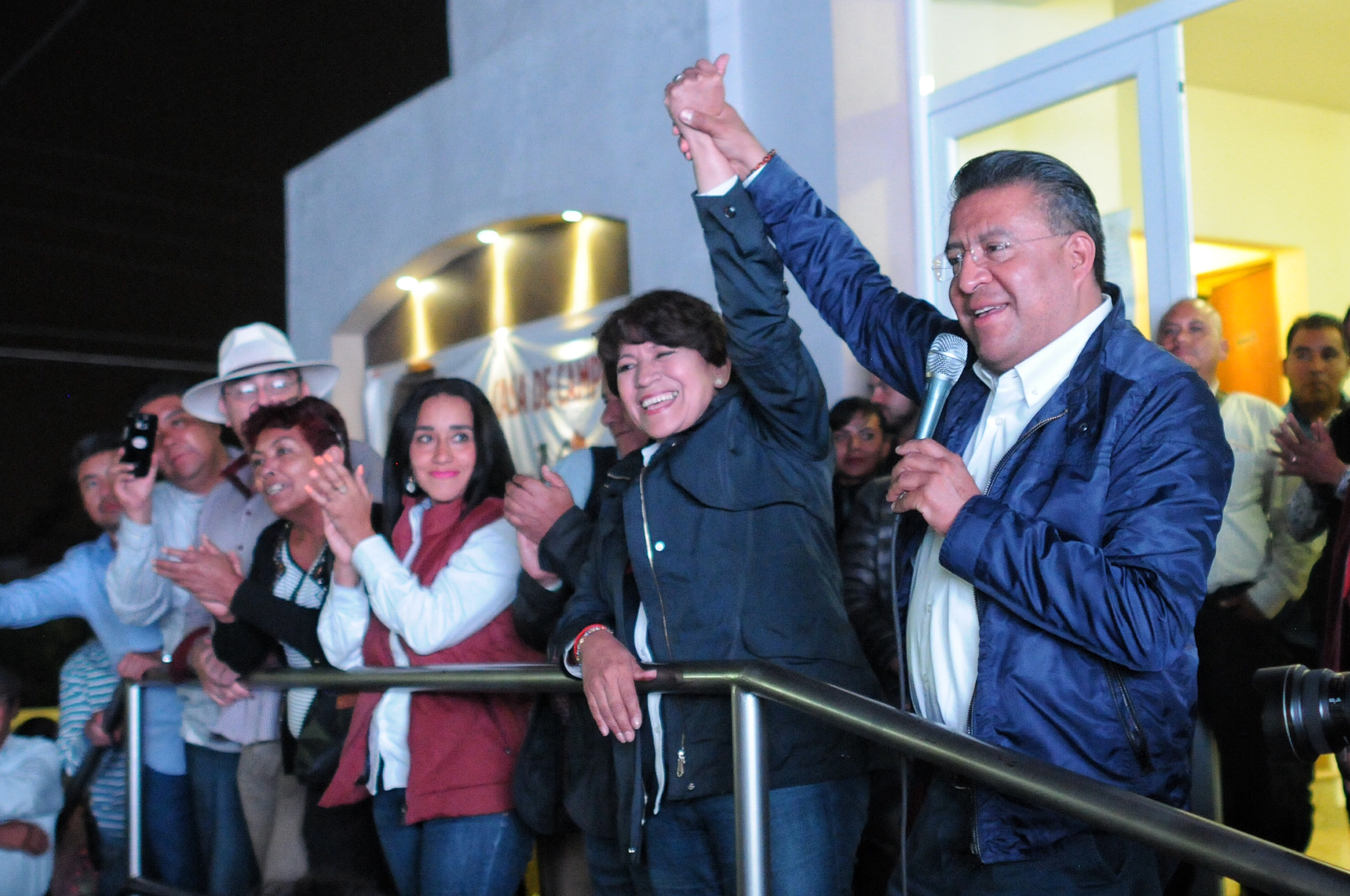 Delfina festeja en Texcoco y anuncia defensa del voto