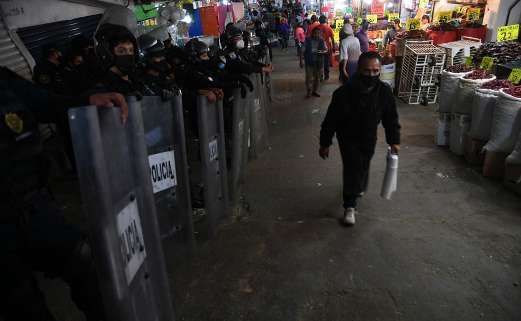 Operativo en Central de Abasto; hallan droga en al menos 4 locales