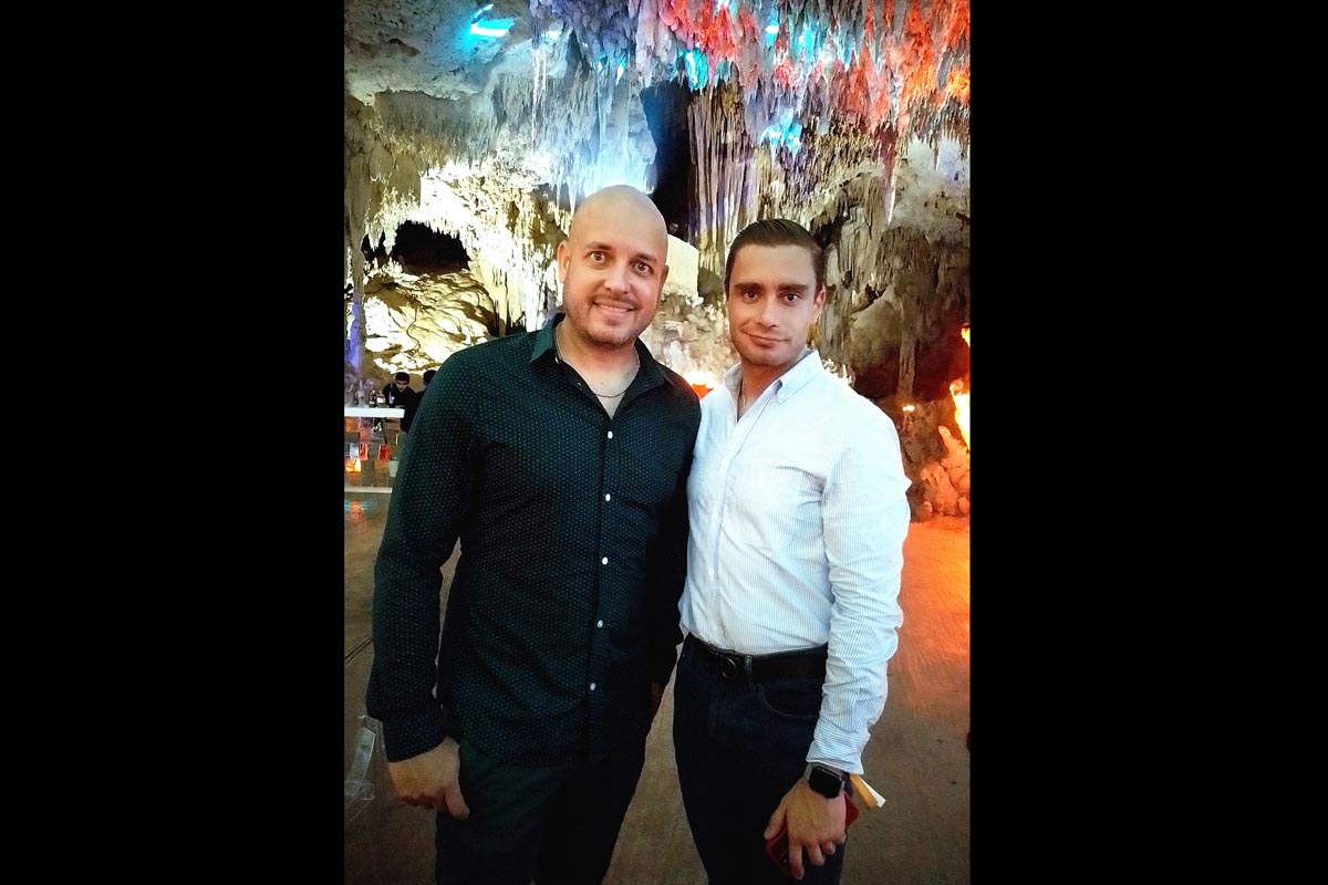 Amantes de la joyería de alta gama disfrutan de la Riviera Maya