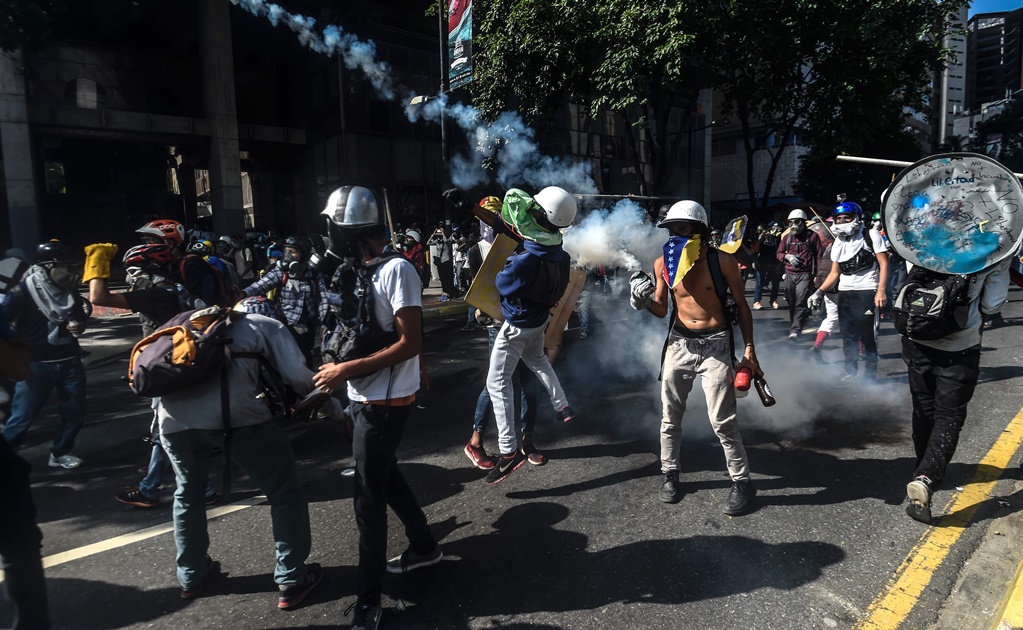 Oposición reporta al menos 120 heridos tras protesta en Venezuela