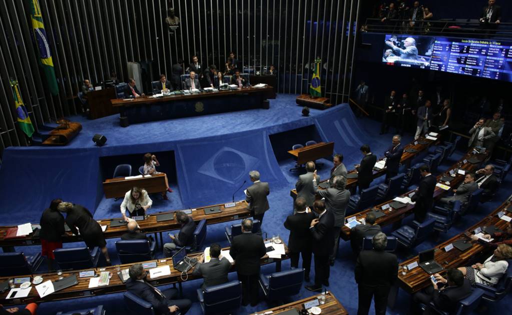 Oposición dirigirá comisión que decidirá juicio a Rousseff