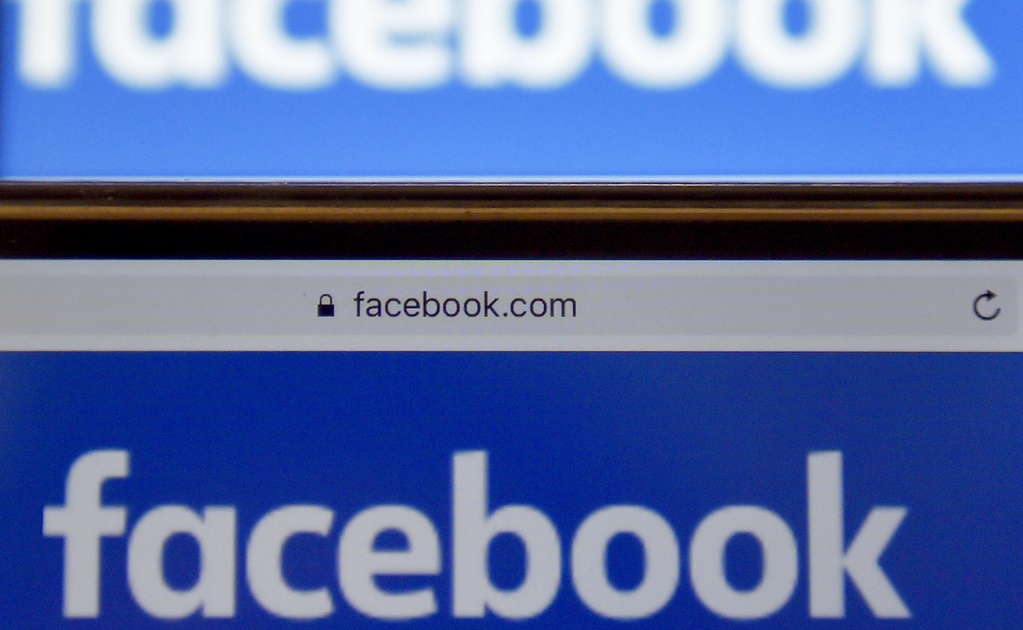 Facebook borra perfiles de supremacistas tras violencia en Charlottesville