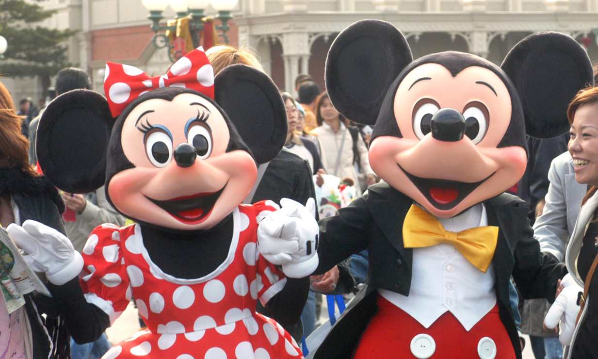 Minnie Mouse deja el vestido y se pondrá pantalones para aniversario de Disneyland