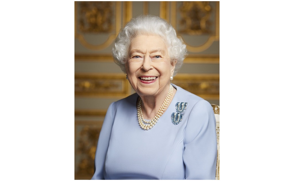 Retrato de la reina Isabel II nunca antes visto es difundido por el Palacio de Buckingham 