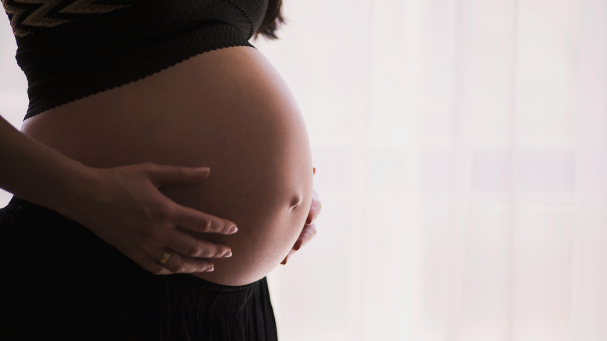 ¿Qué es el cerebro de mamá, fenómeno del que no se habla y sucede durante el embarazo?