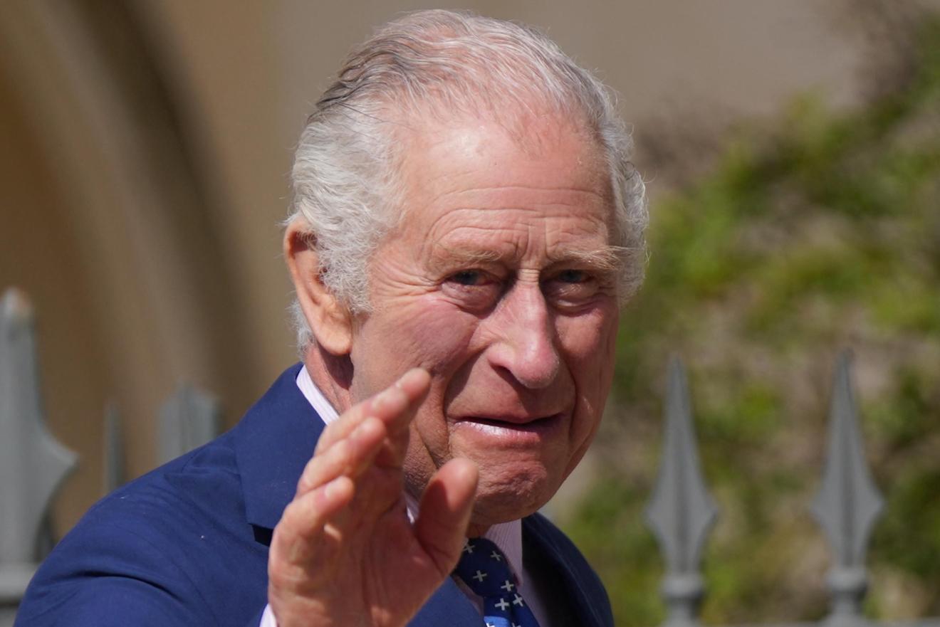 Los 32 ahijados de Carlos III que esperan ser invitados a su coronación