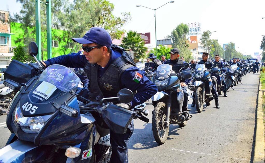 Premian a policía de Neza por disminuir delincuencia
