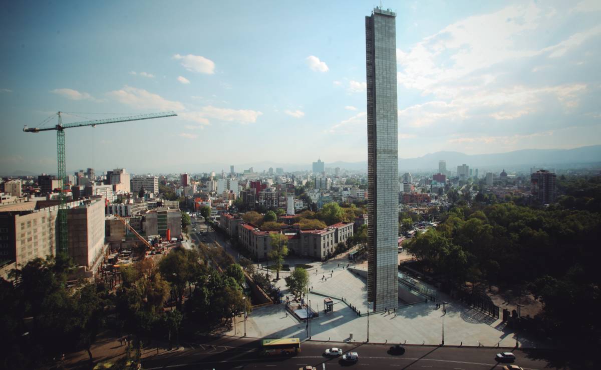 Estela de Luz: Historia de la construcción a la que AMLO bautizó como "monumento a la corrupción"