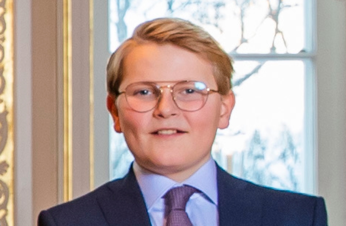 El hijo de Haakon Magnus, príncipe heredero de Noruega, luce gran cambio físico
