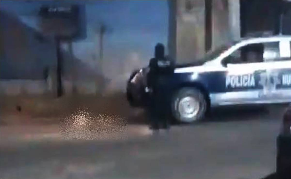 VIDEO: Policías atropellan y asesinan a perrito en Ocotlán, Oaxaca