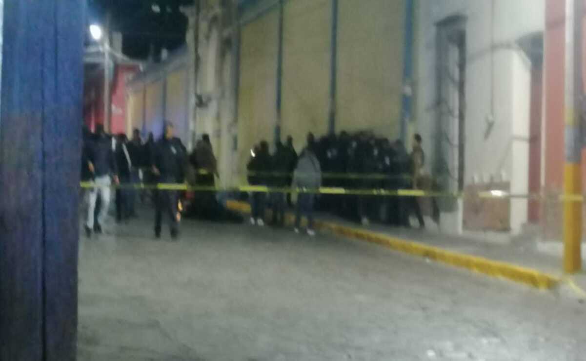 Enfrentamiento entre policías municipales y ministeriales deja tres muertos en Puebla