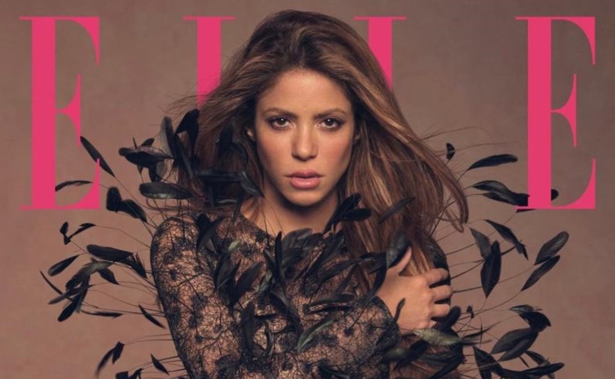 Shakira irradia sensualidad en la portada de la revista Elle 