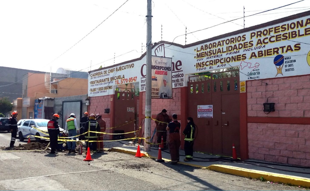 Desalojan a mil 500 personas por fuga de gas en Ecatepec