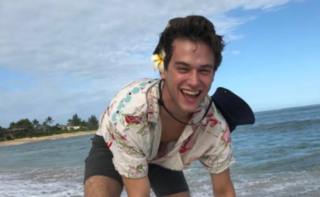 Sam Smith confirma romance con actor de "13 Reasons Why"