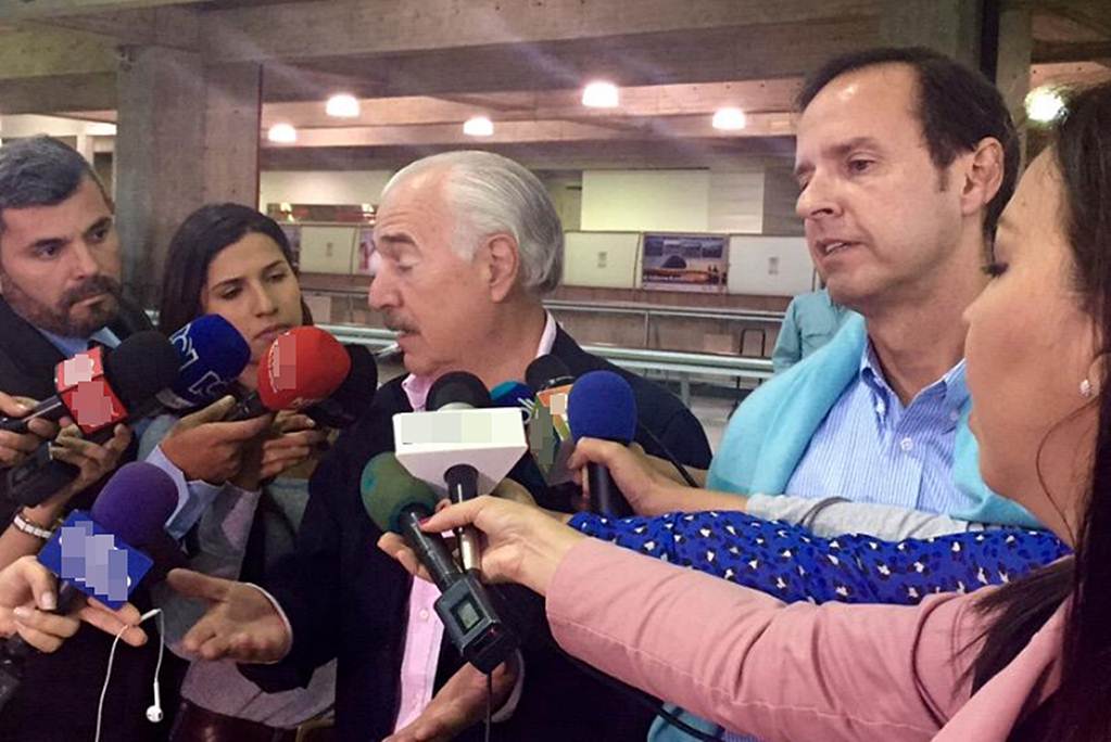 Pastrana y Quiroga llegan a Venezuela en apoyo a opositores