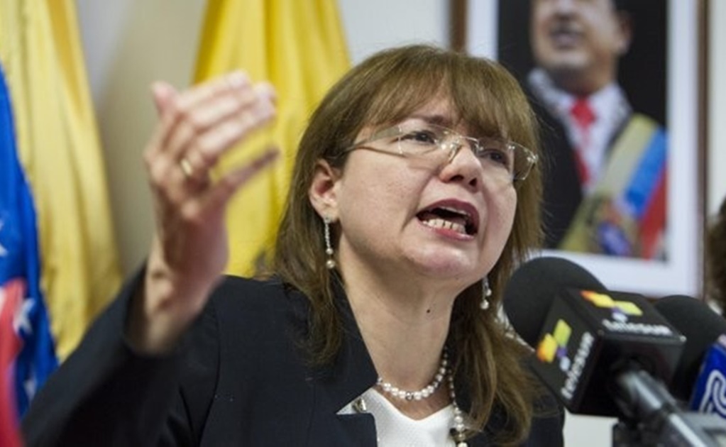 Ecuador da 72 horas a Embajadora de Venezuela para salir del país