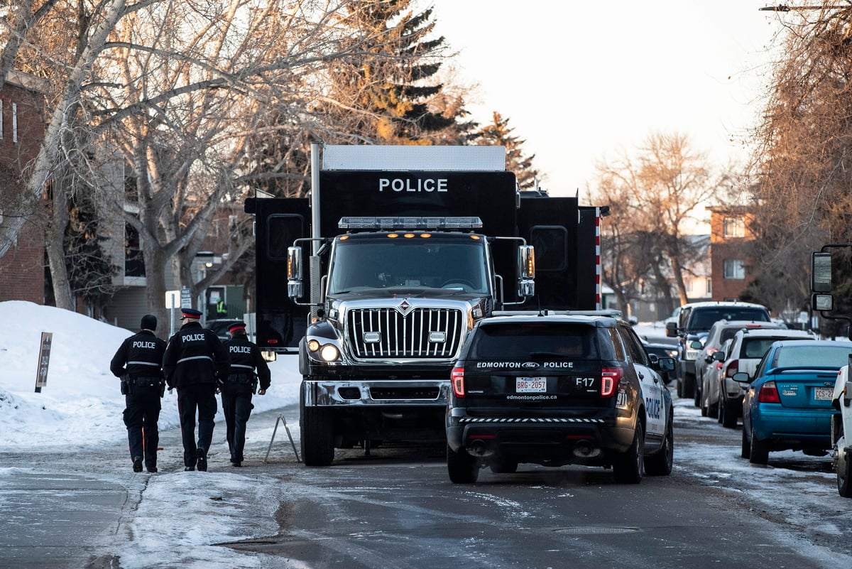 Adolescente asesina a dos oficiales en Canadá; Justin Trudeau lamenta los hechos en Twitter